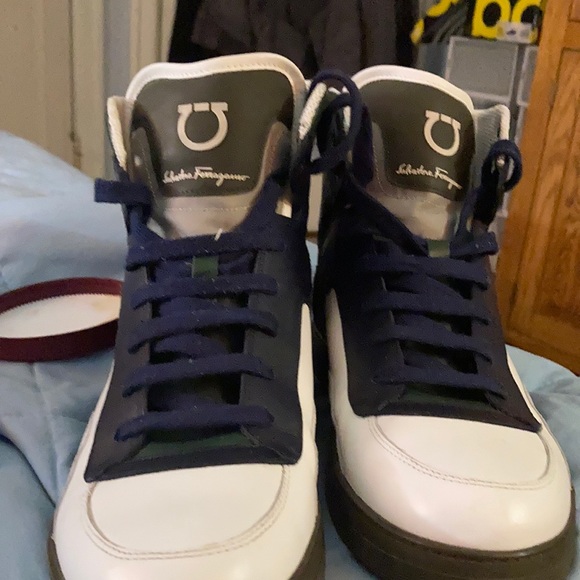 Salvatore Ferragamo Men’s High Top Sneakers MINT - Picture 1 of 4
